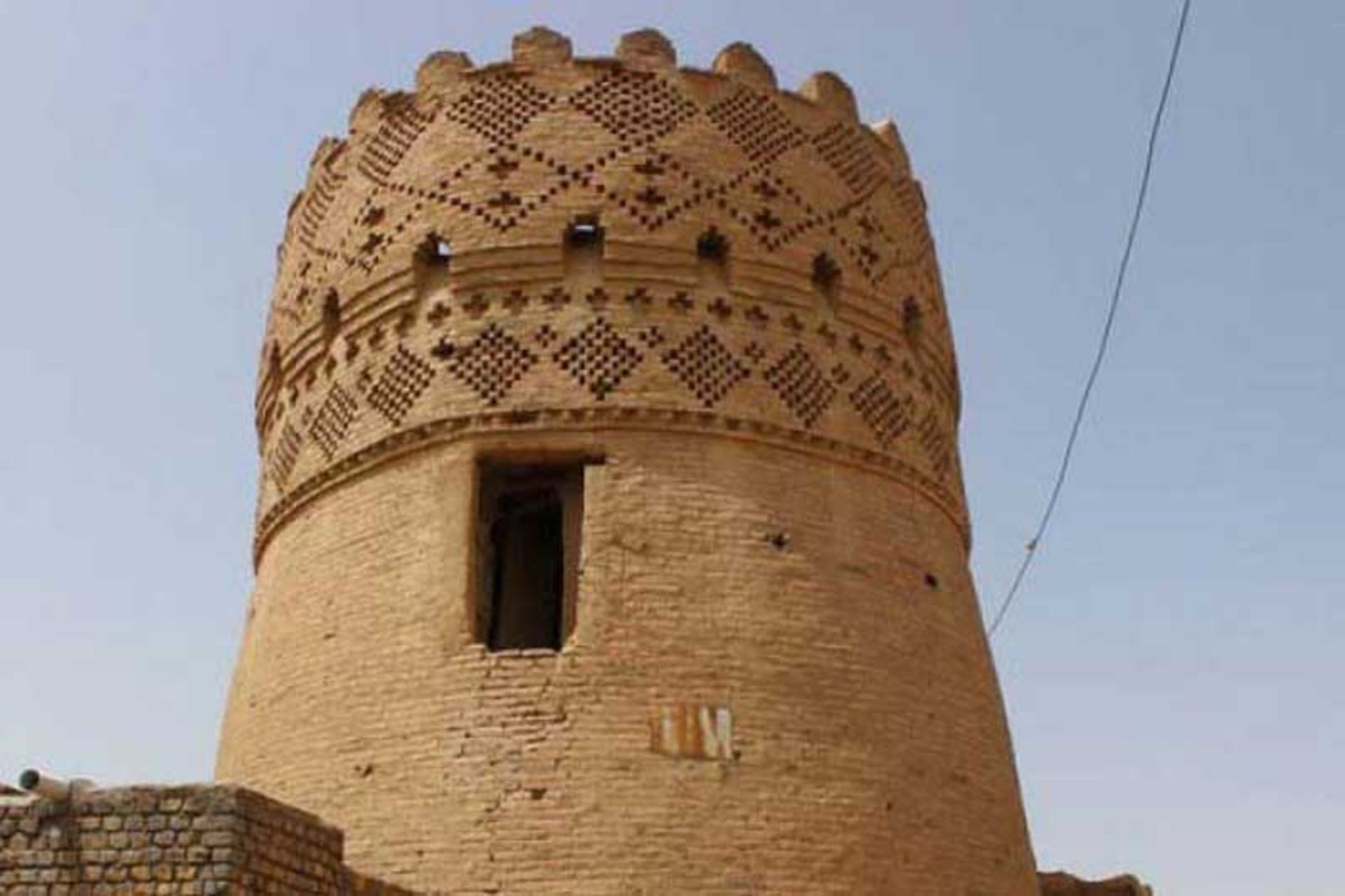 کاروانسرا و برج ارجنان