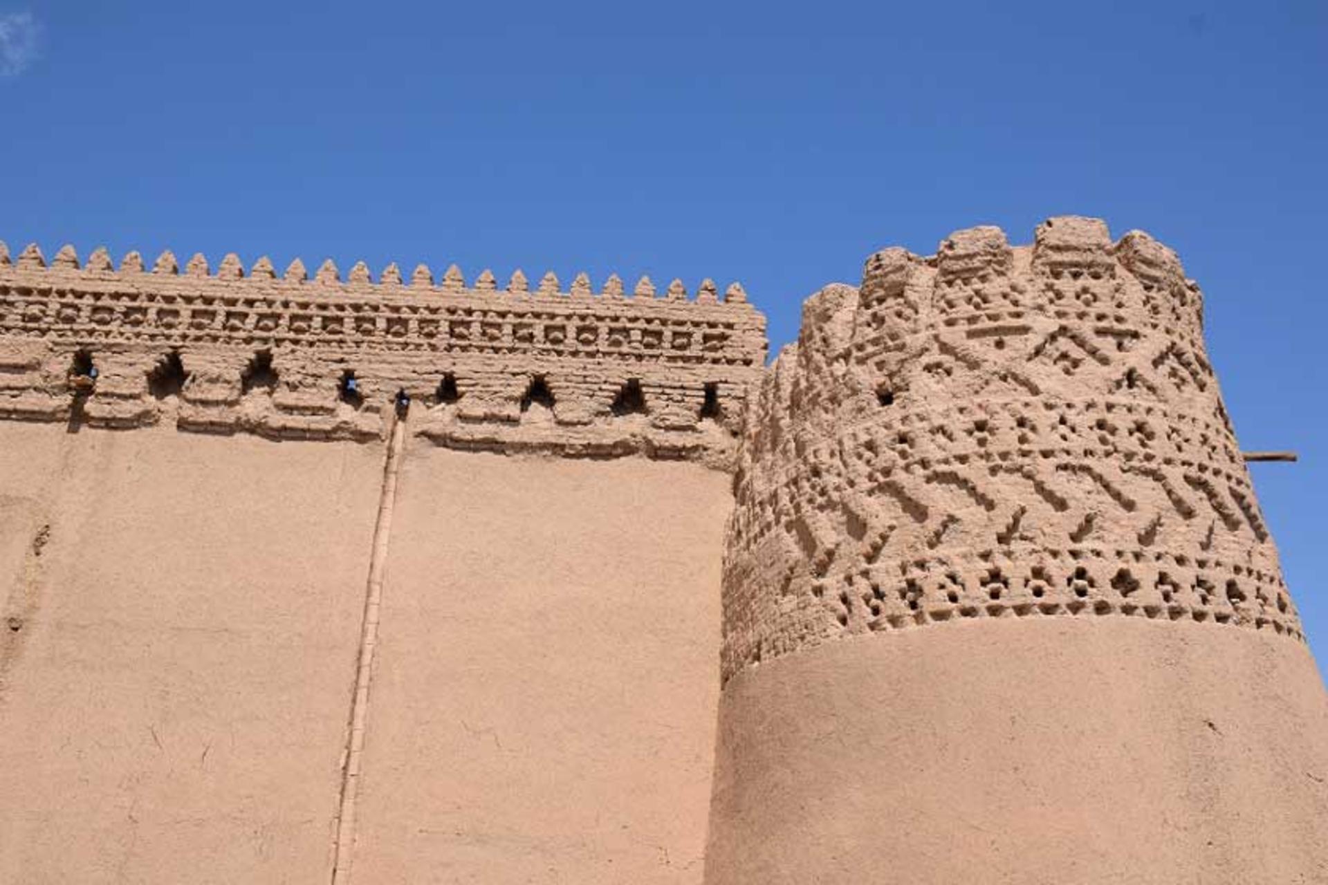 قلعه مهرجرد میبد