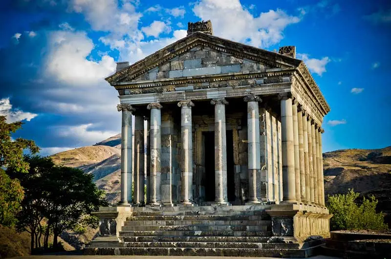 معبد گارنی