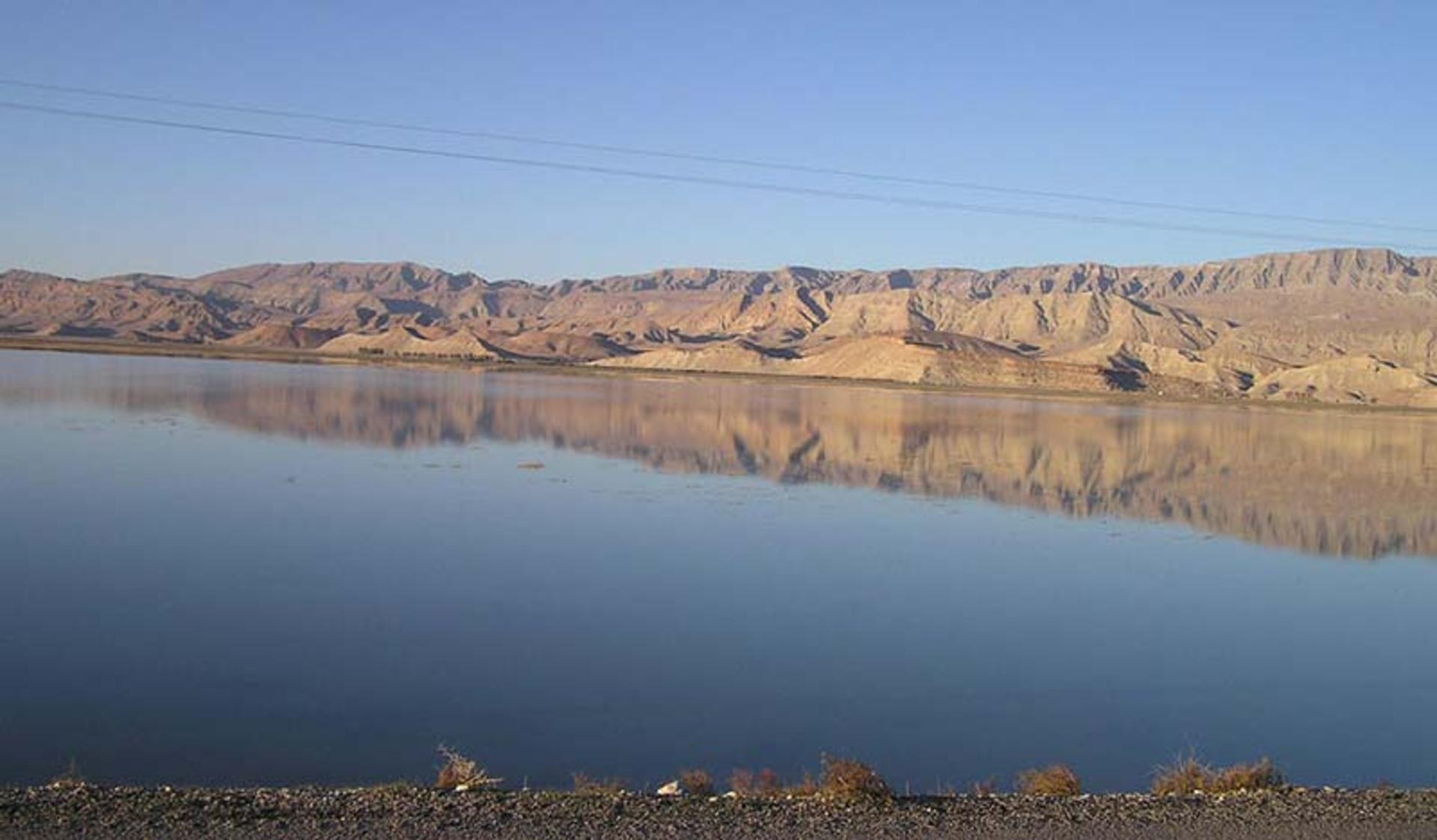 دریاچه کفه خنج