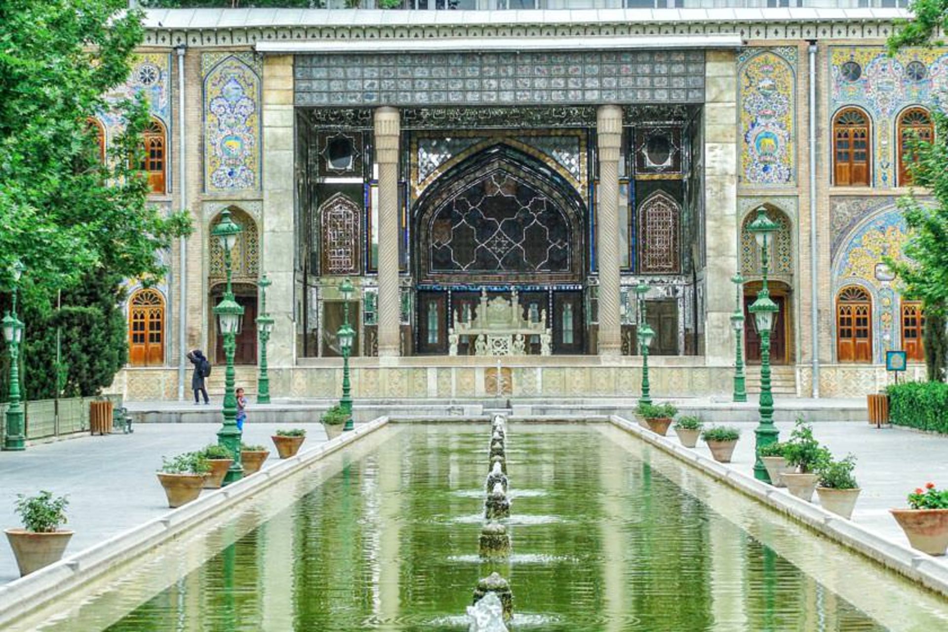 ایوان تخت مرمر 