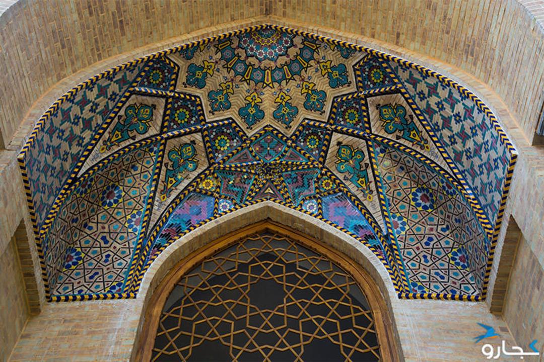 تزیینات معماری مدرسه دارالفنون 