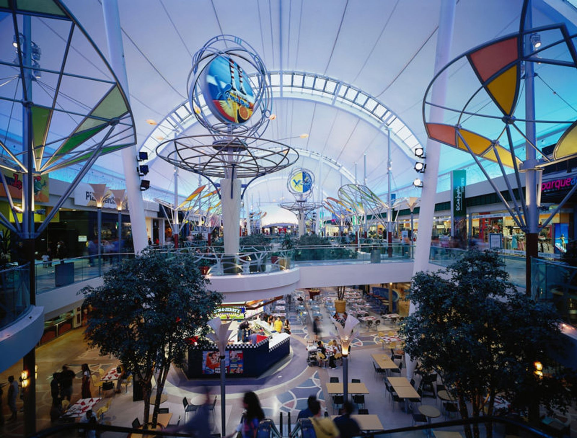 مرکز خرید Madrid Xanadu