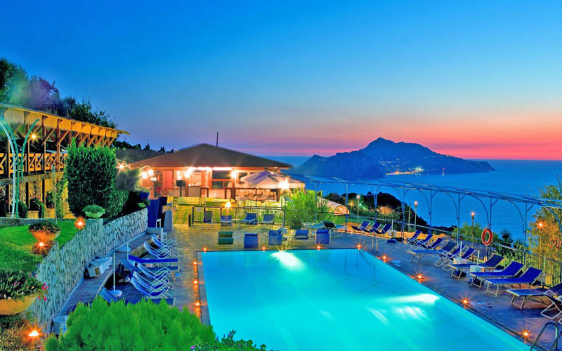 کاپری (Capri)
