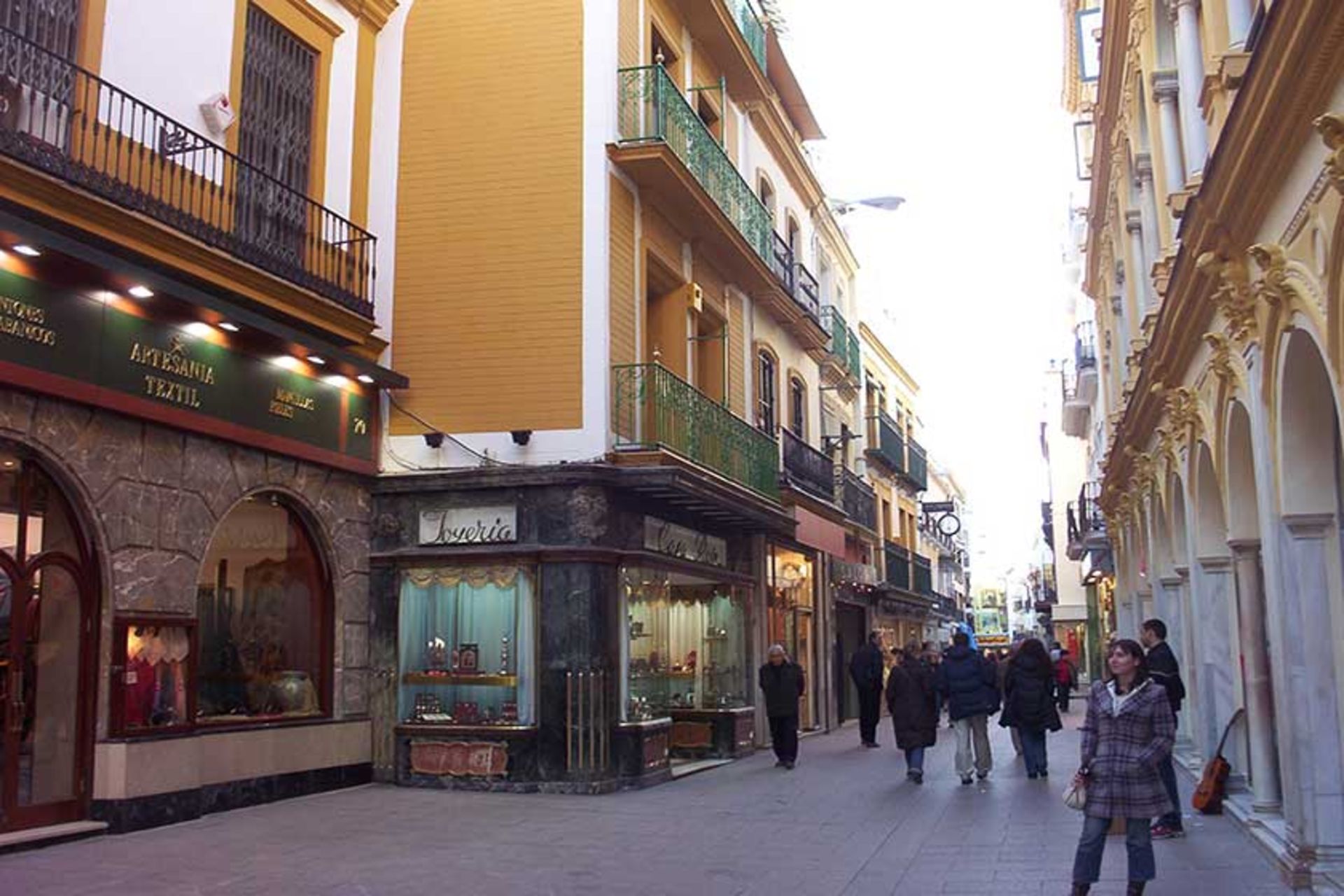 خیابان Calle Sierpes