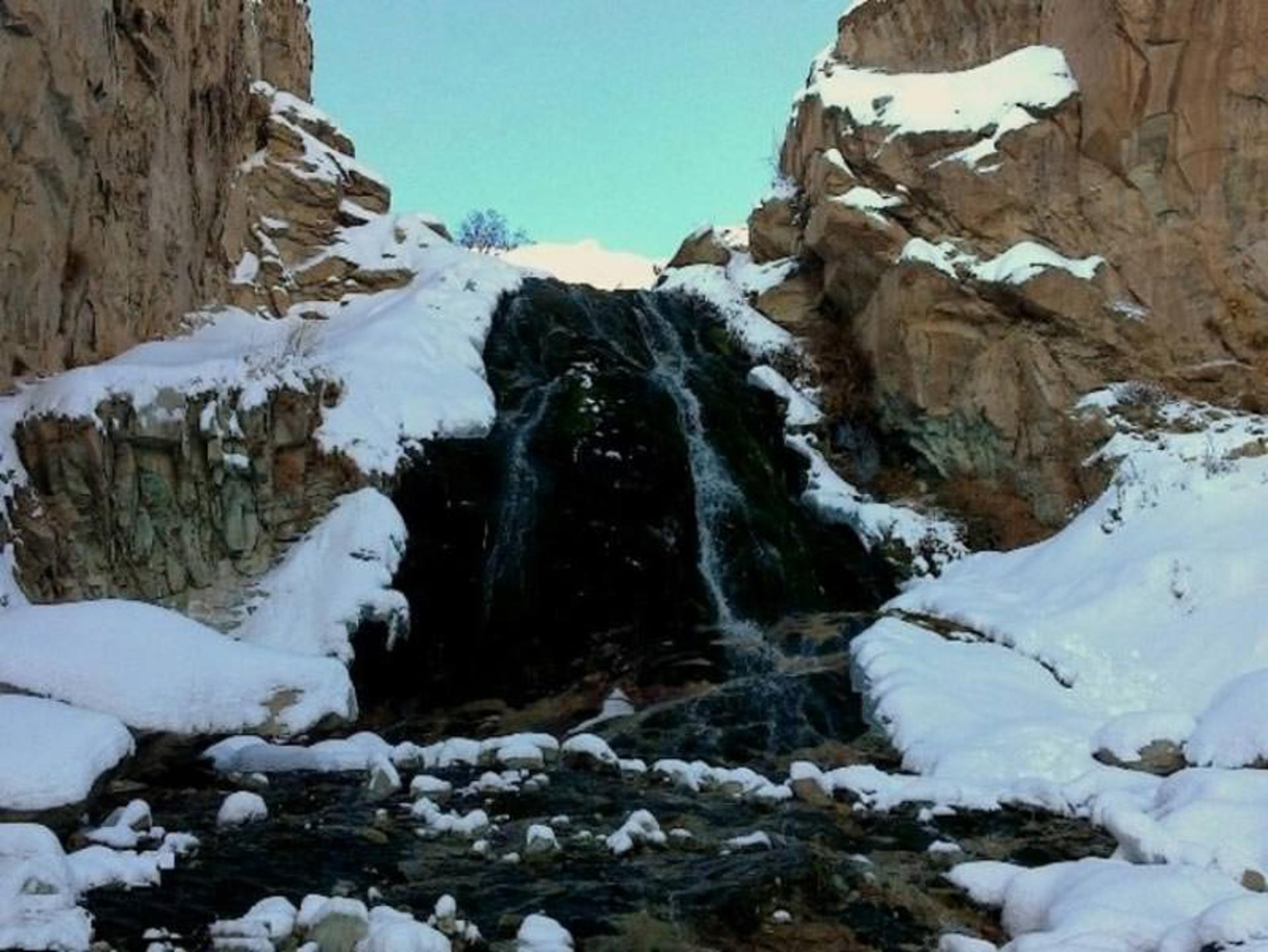 آبشار شکرآب