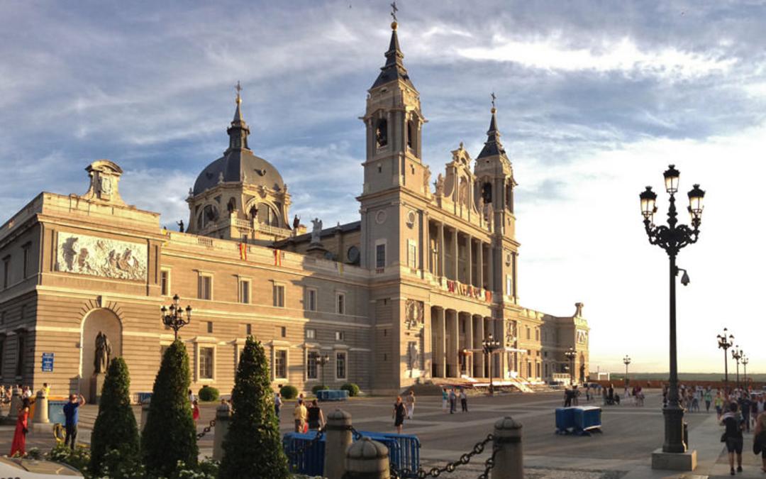 کلیسای جامع آلمدینا
