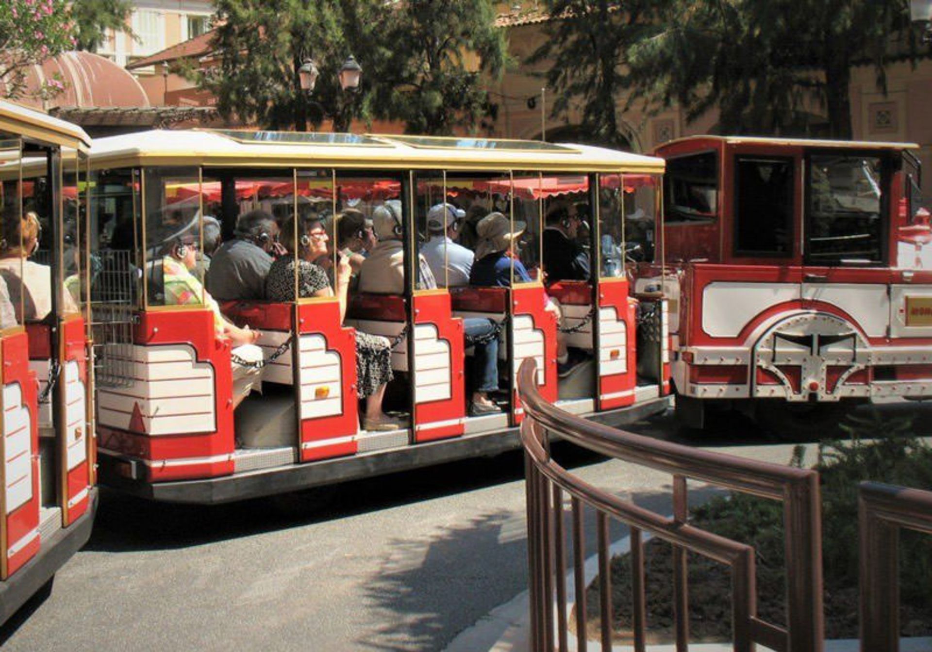قطار گردشگری Azur Express