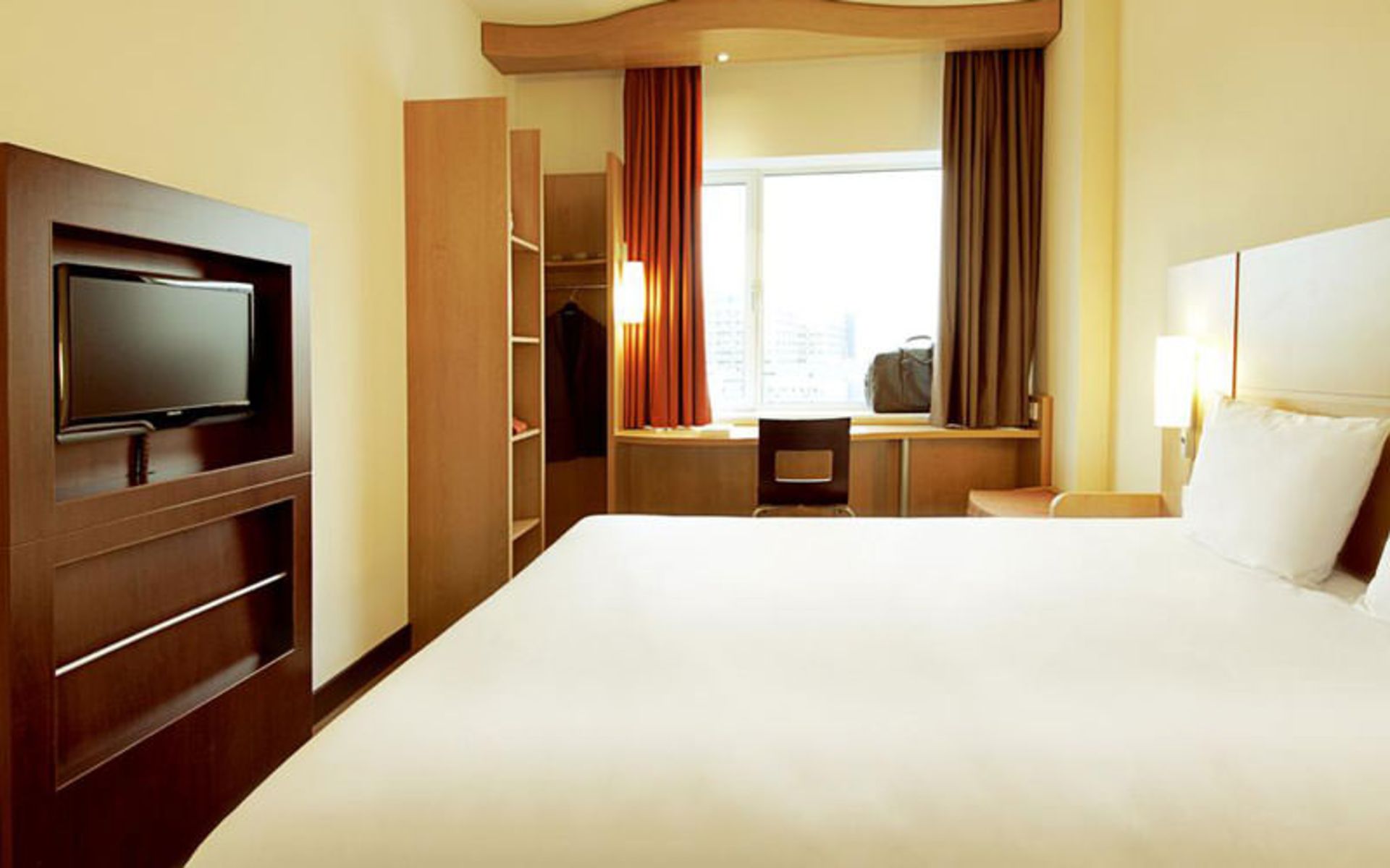هتل ایبیس لیسبوآ جوز ماهوآ (Hotel ibis Lisboa Jose Malhoa)