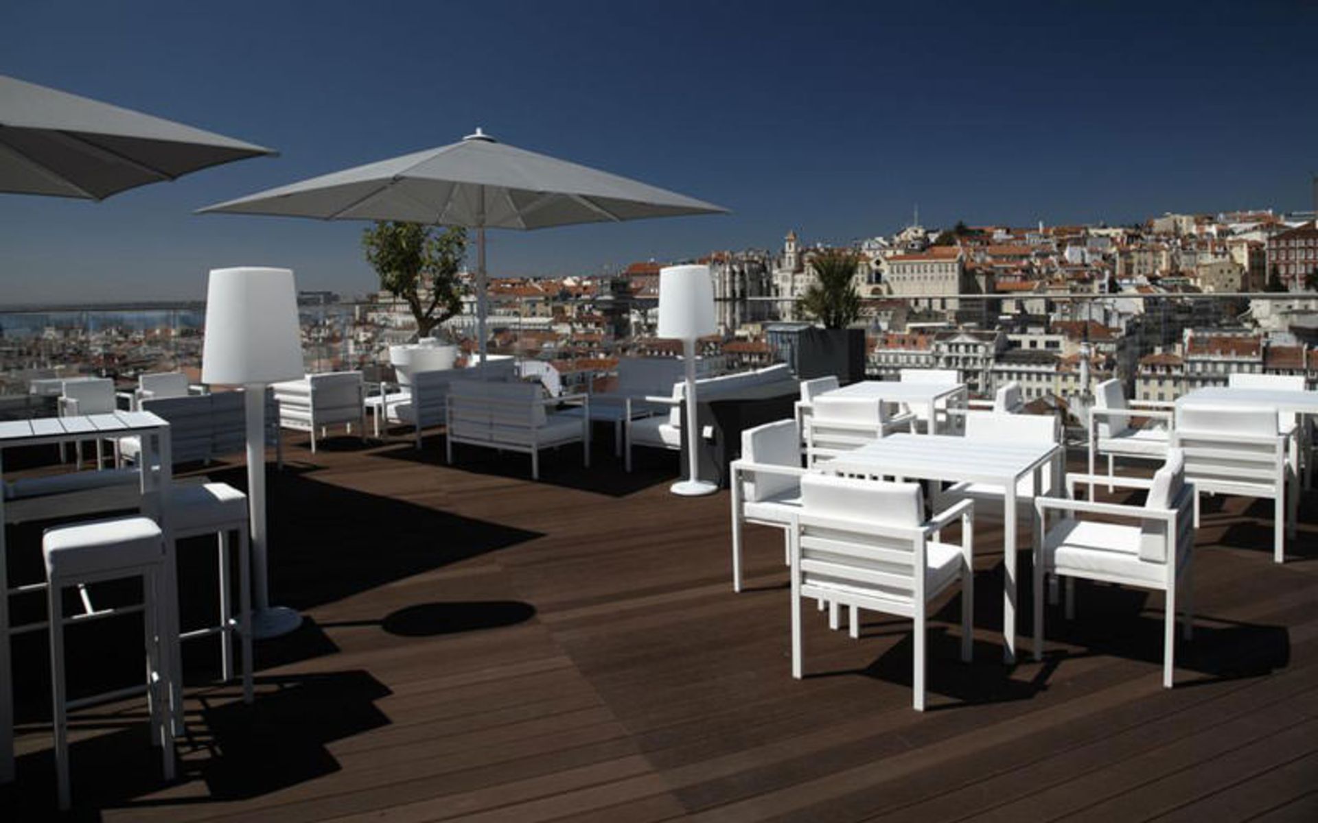 هتل موندیال (Hotel Mundial)