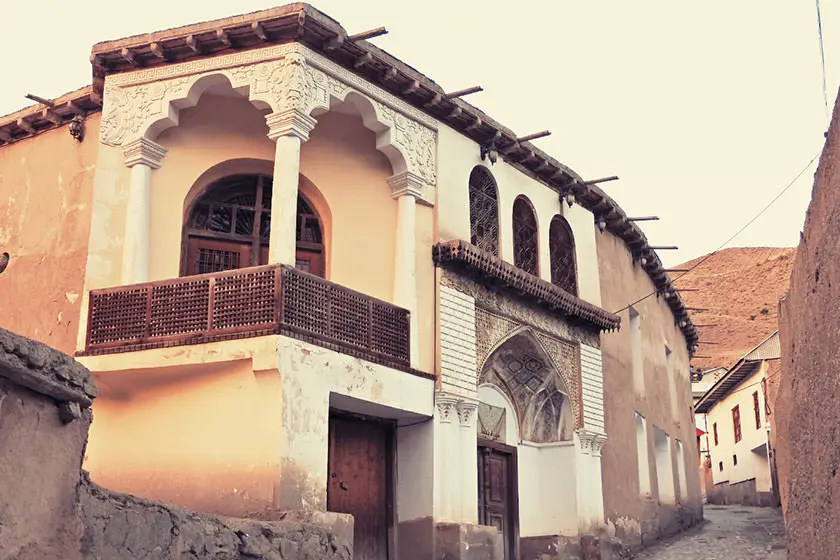 خانه نیما یوشیج