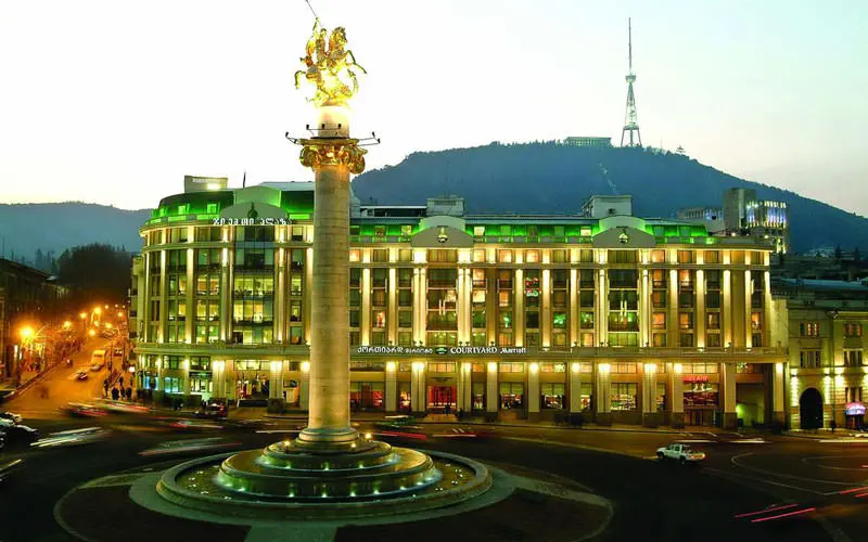 هتل کورتیارد بای مریوت تفلیس (Courtyard by Marriott Tbilisi)