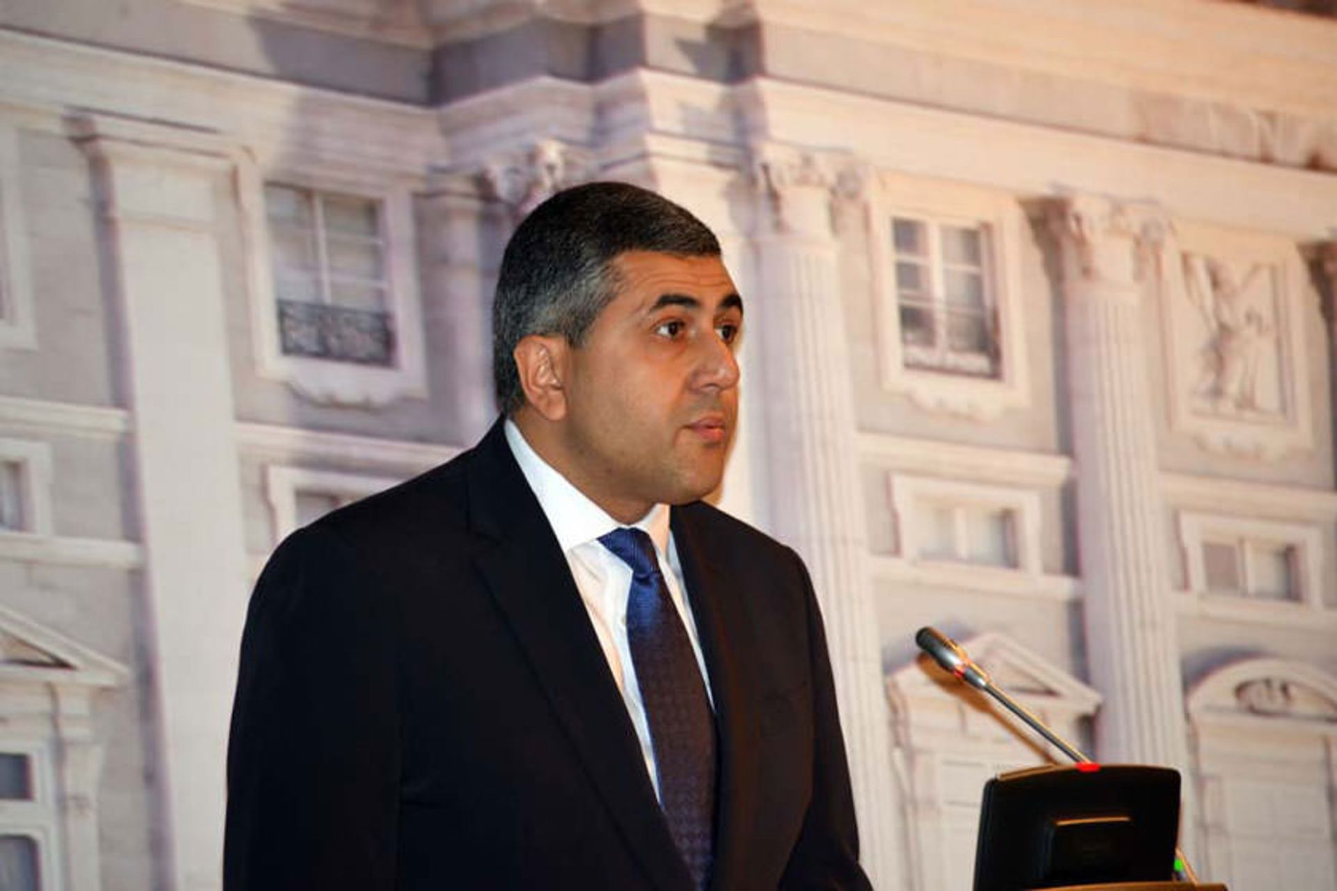 دبیر سازمان جهانی گردشگری