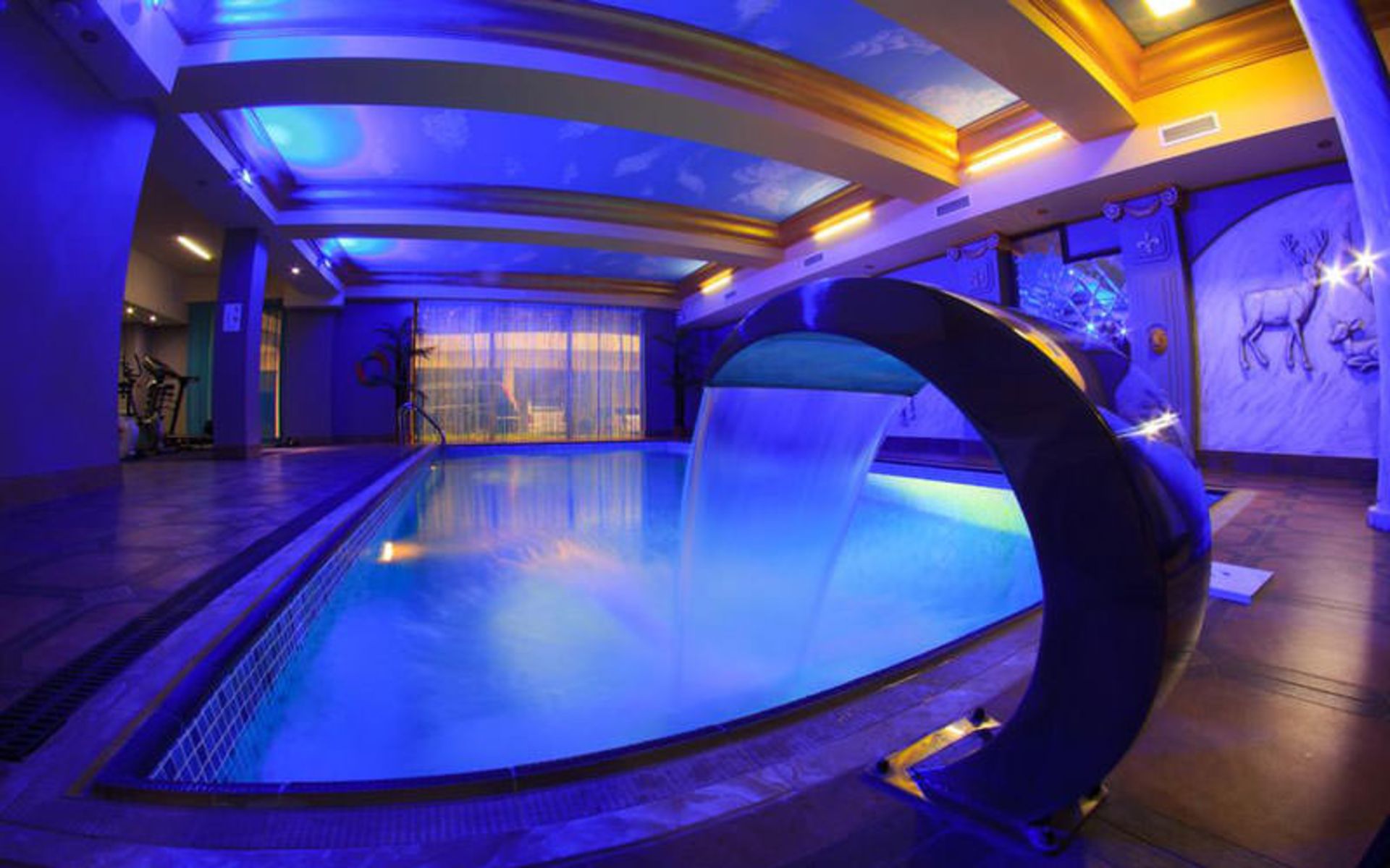 هتل کرون پالاس تفلیس (Cron Palace Tbilisi Hotel)