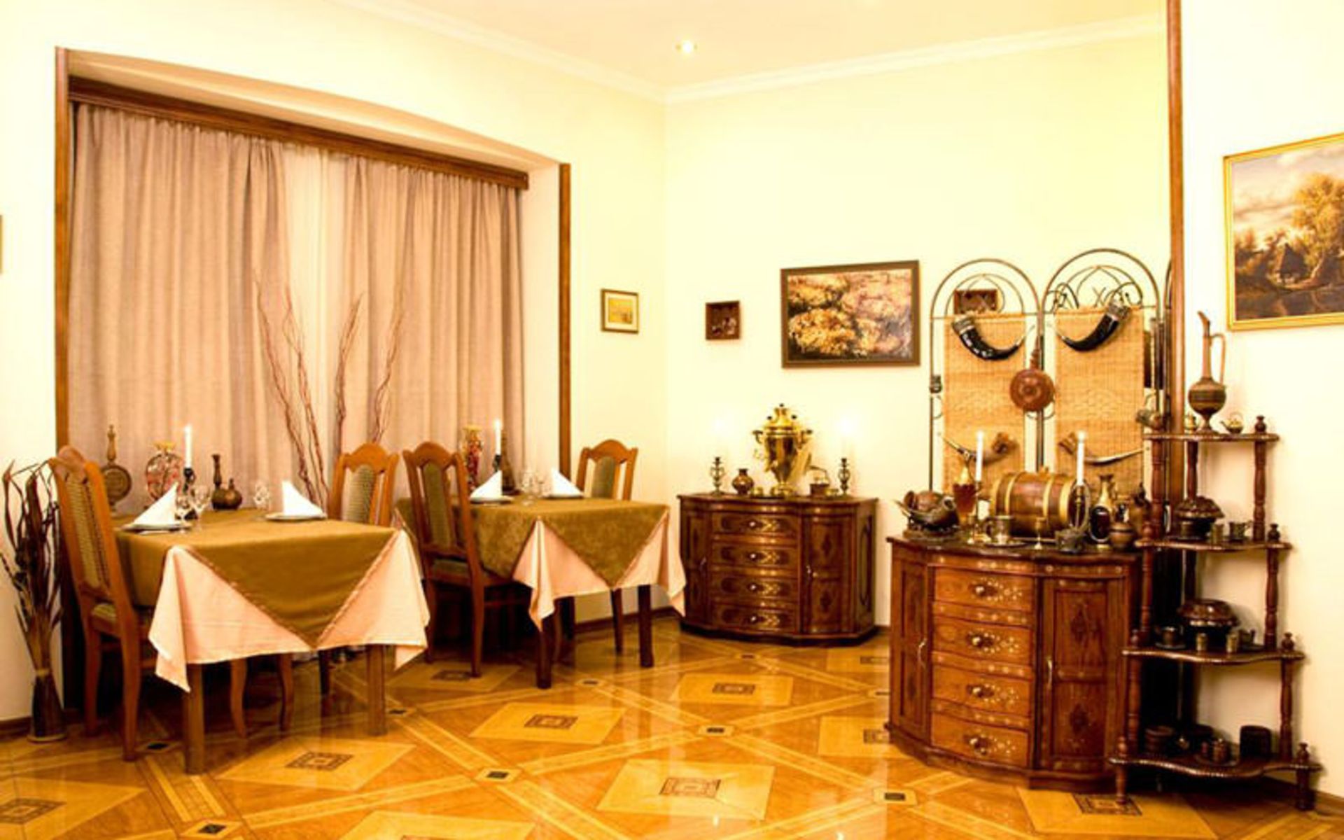 هتل بوتیک هتل بریتیش هاوس (Boutique Hotel British House)