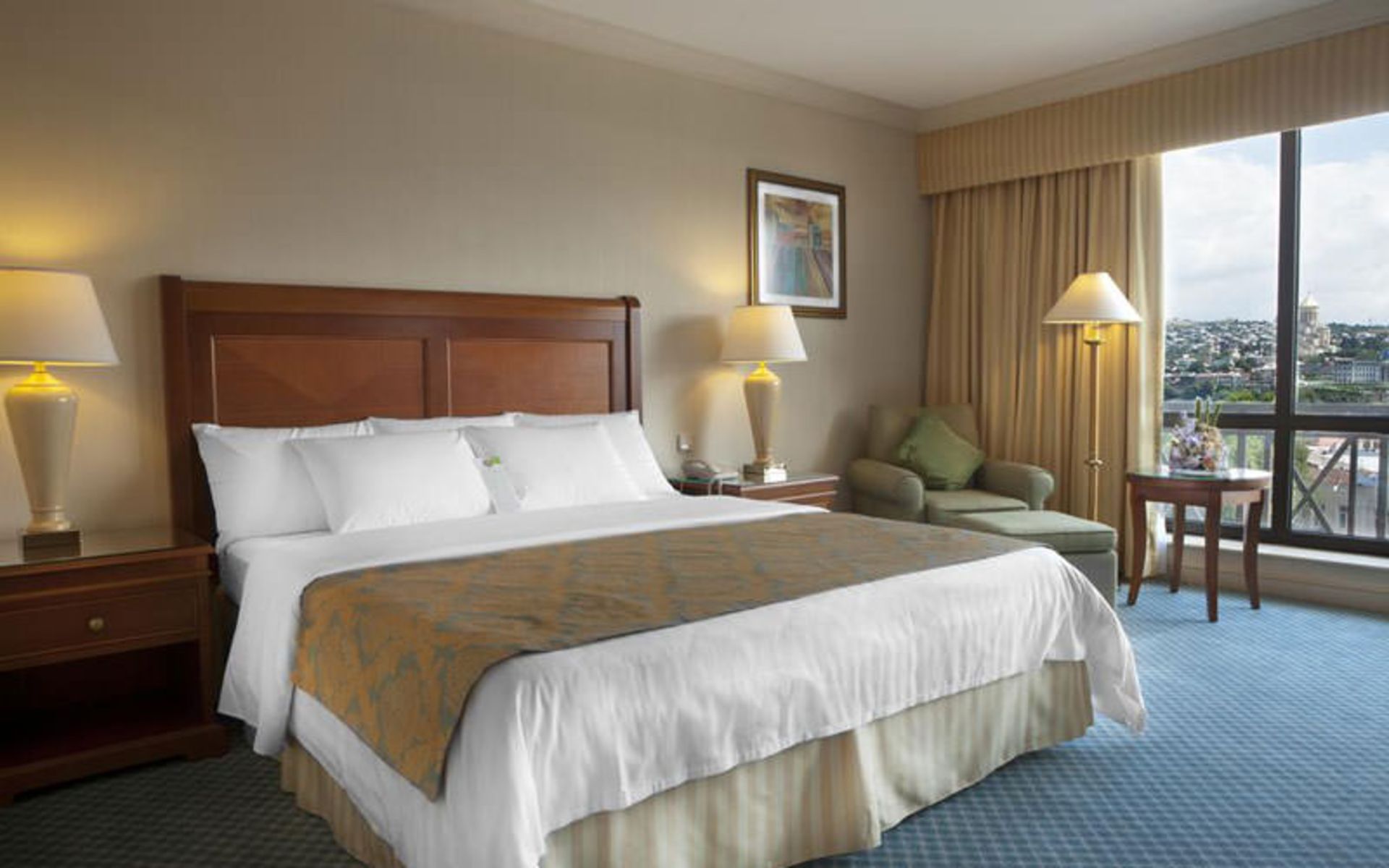 هتل کورتیارد بای مریوت تفلیس (Courtyard by Marriott Tbilisi)