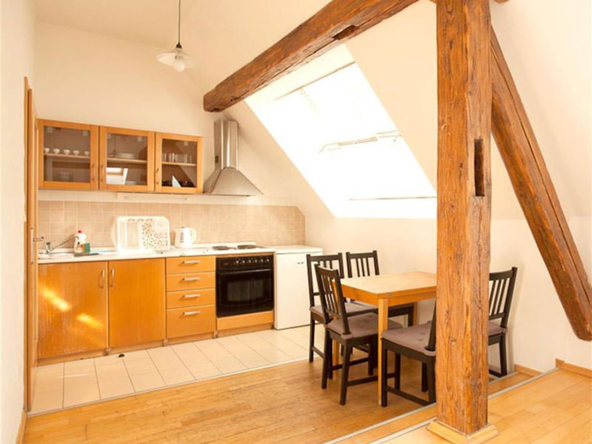 ترولرز هاستل پراها (Travellers Hostel Praha)