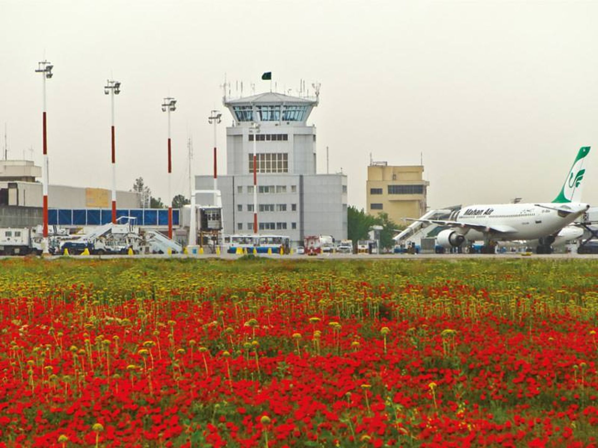 فرودگاه مشهد