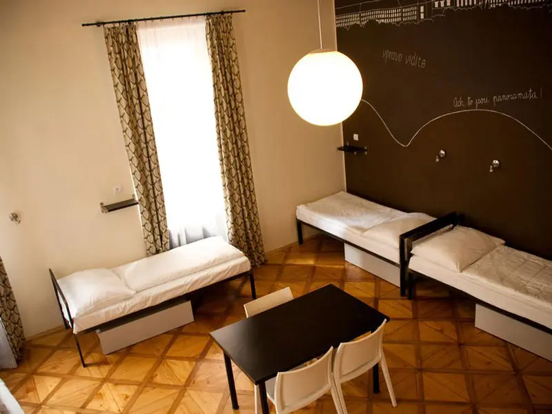 هاستل سوفیس (Sophie's Hostel)