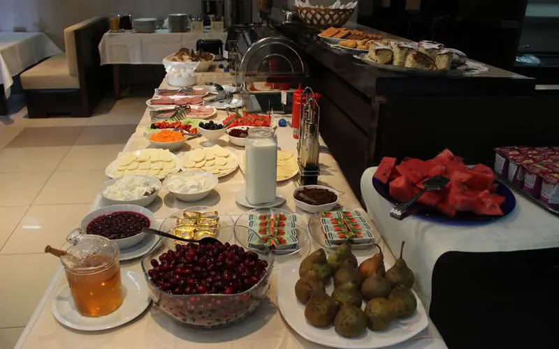هتل ایلیانی (Iliani Hotel)