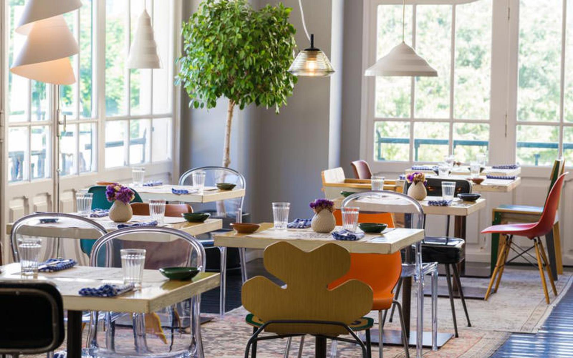 هتل اینترنشنال دیزاین (Internacional Design Hotel)