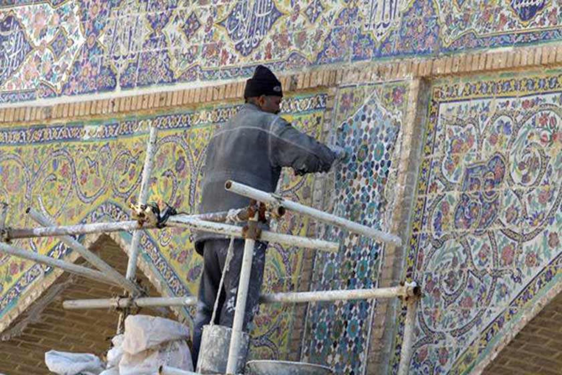 کاشیکاری