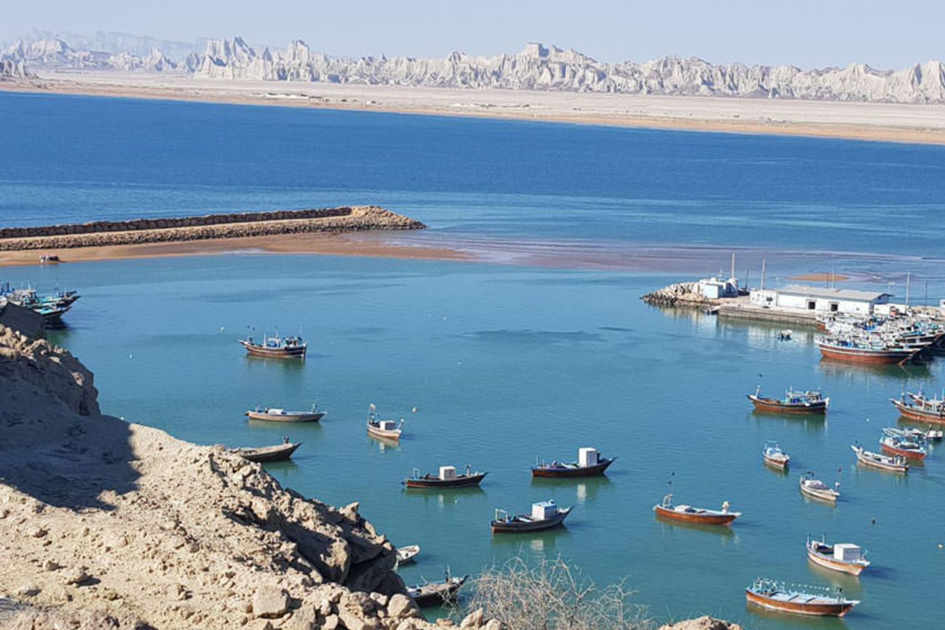 کشتی های بندر چابهار