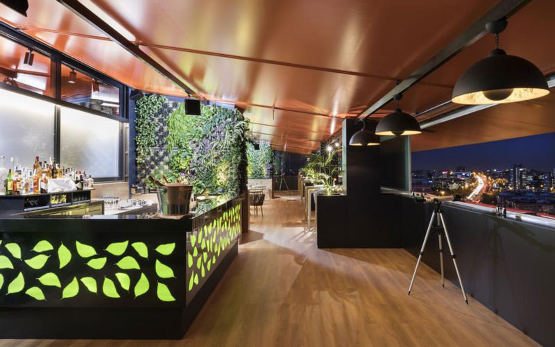 هتل پوئرتا امریکا (Hotel Puerta America)