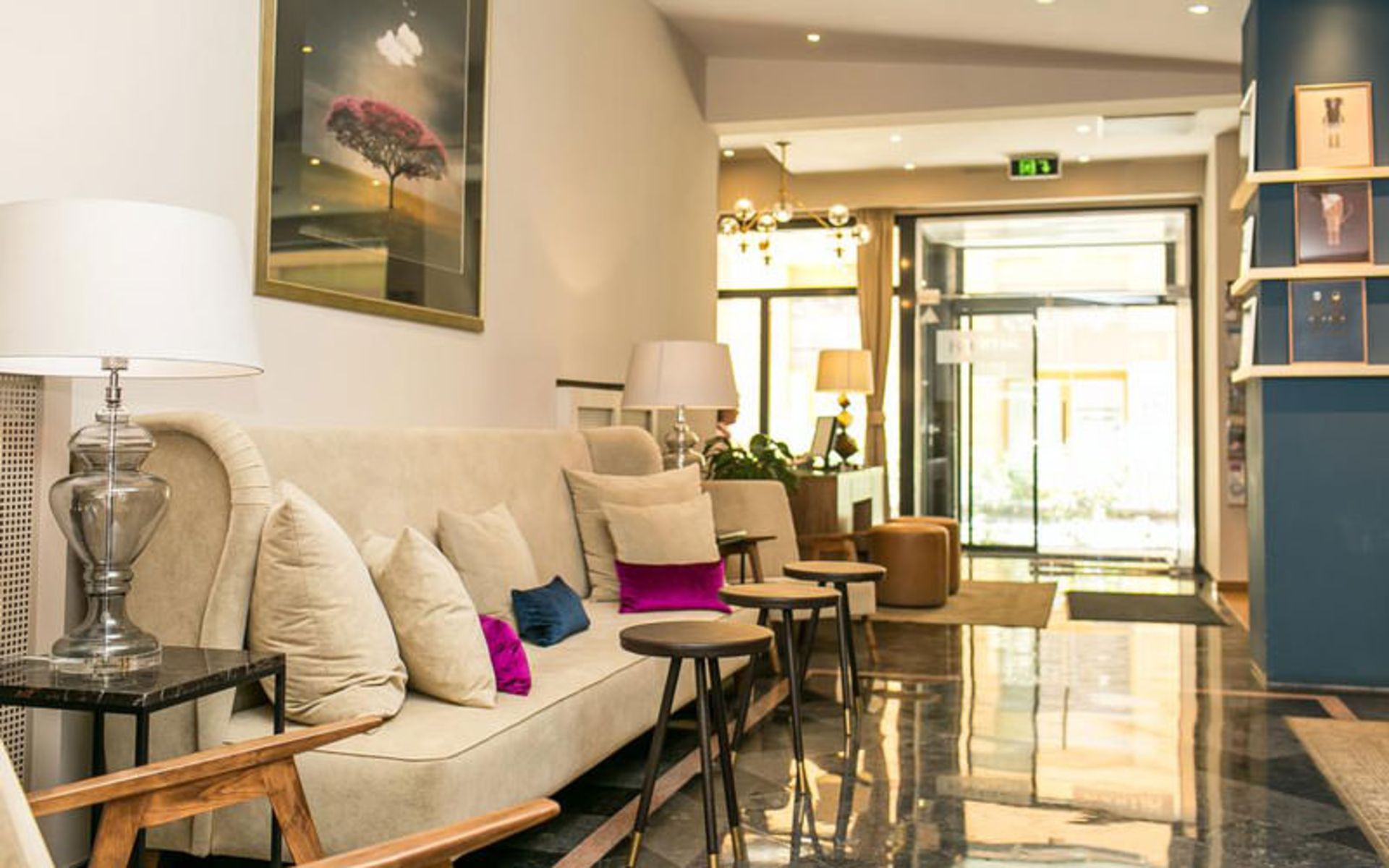 هتل امبرا (Ambra Hotel)