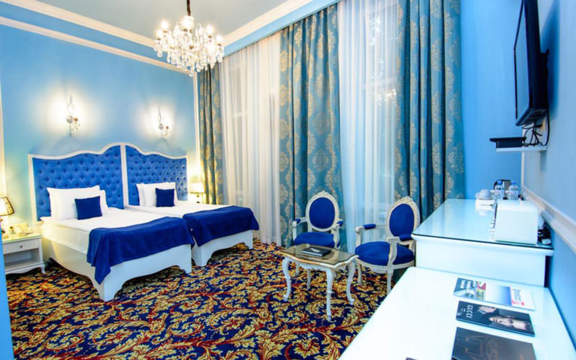 هتل ریور ساید (River Side Hotel)