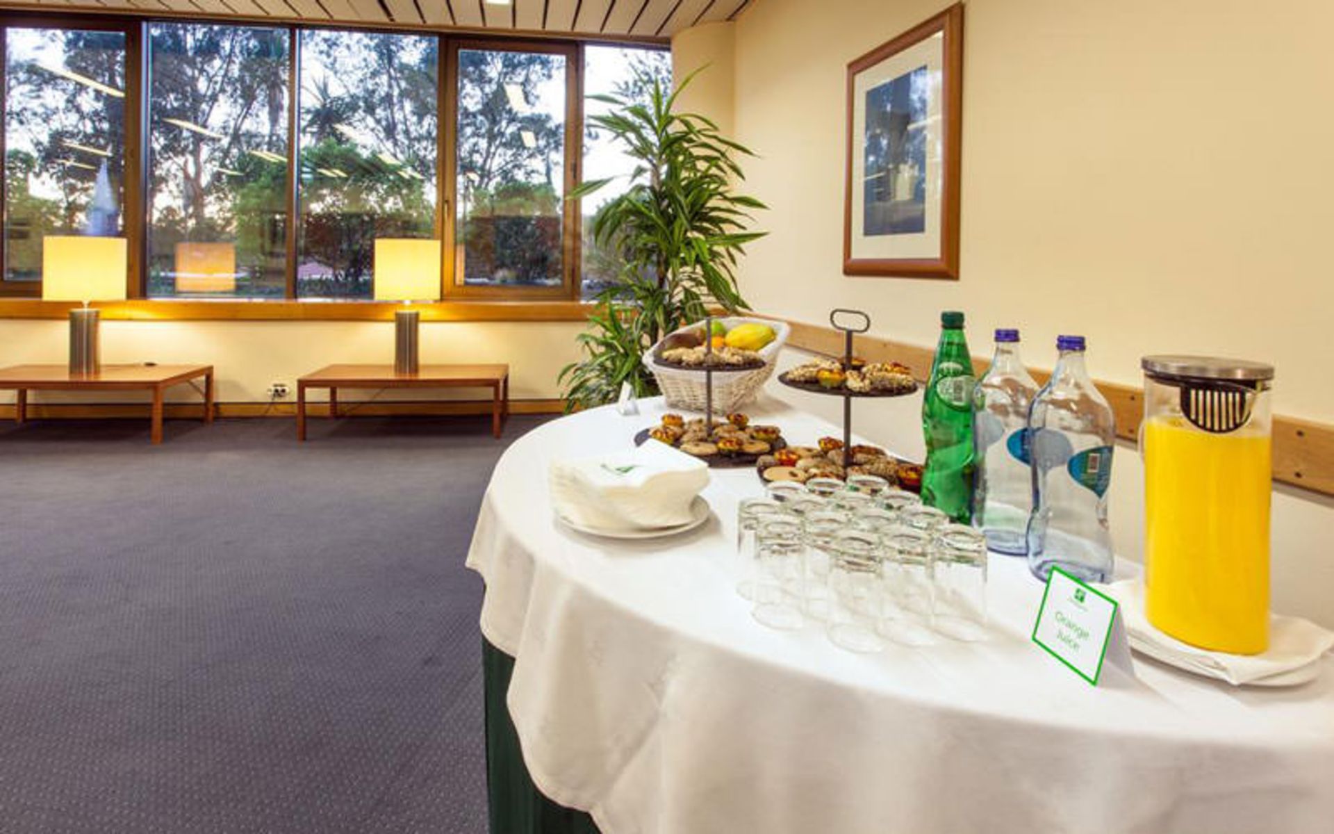 هتل هالیدی این لیسبون کانتیننتال (Holiday Inn Lisbon-Continental)