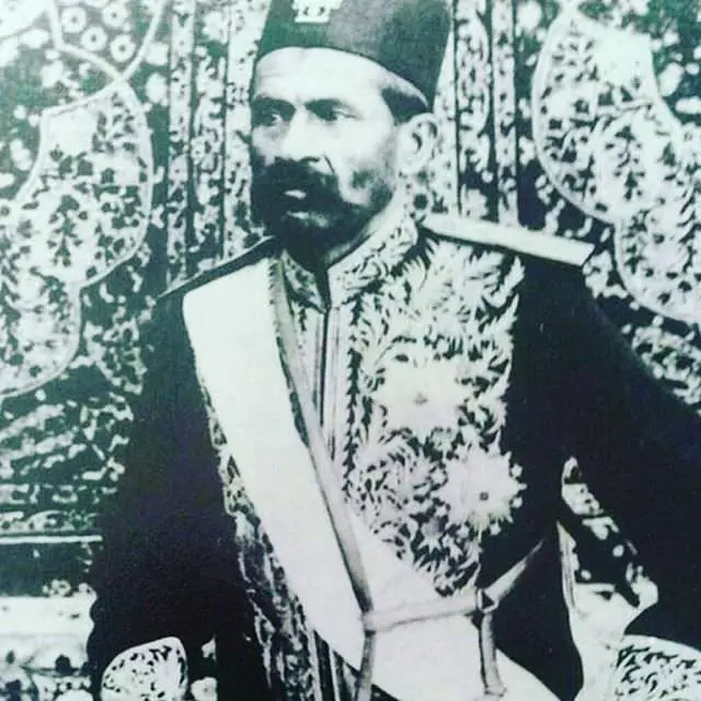 امیرمفخم