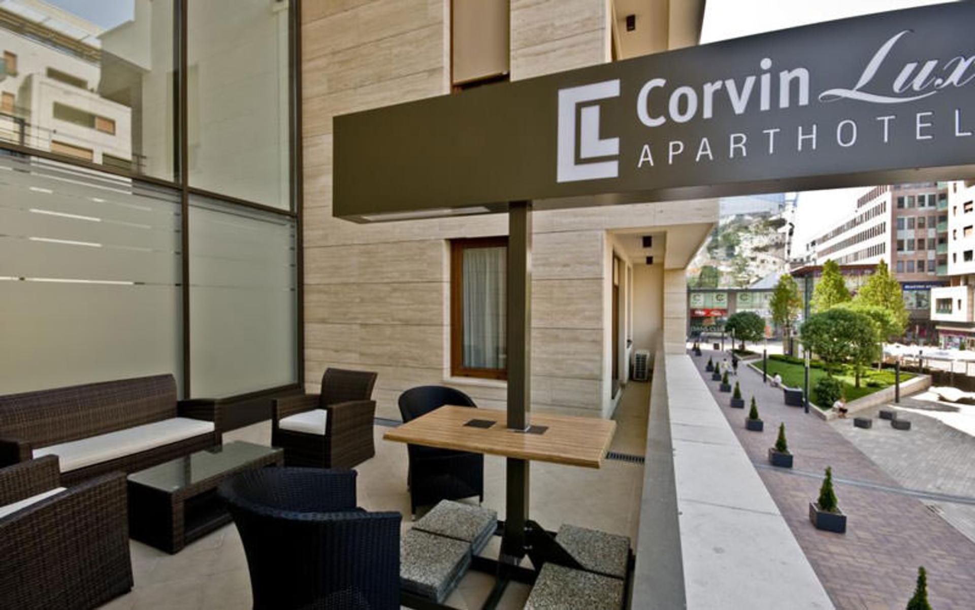 هتل کوروین لوکس اپارت (Corvin Lux Aparthotel)
