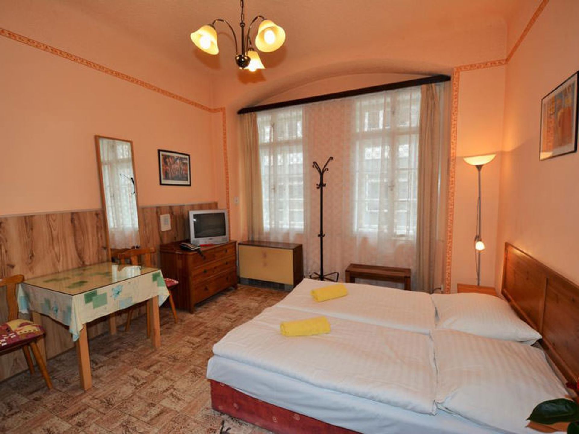هتل آپاراتمان دیویدز (Aparthotel Davids)