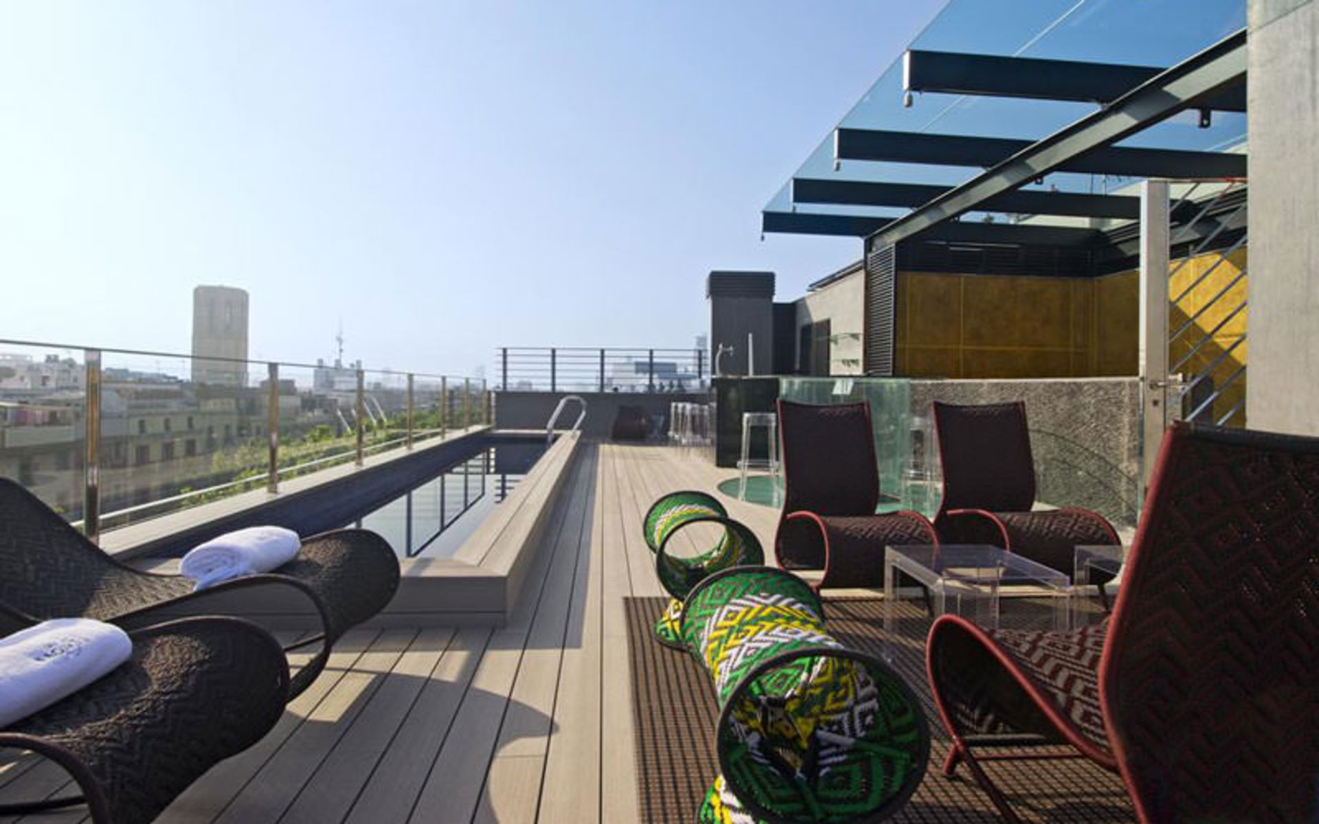 هتل باگواس (Hotel Bagués)