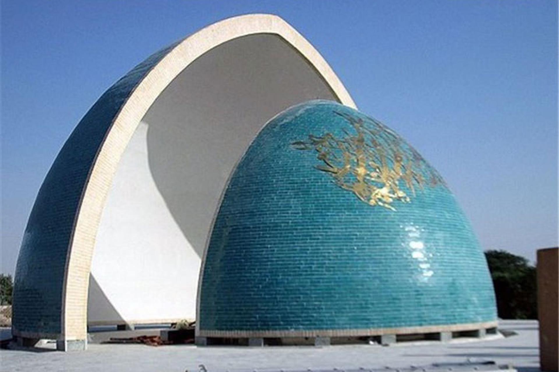 آرامگاه قیصر امین پور