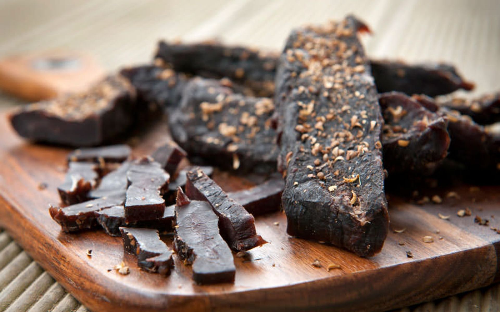بیلتانگ (Biltong)
