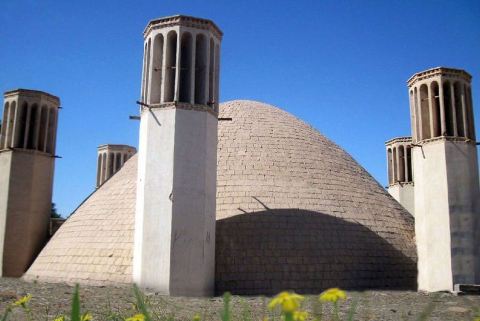 آب انبار شش بادگیر
