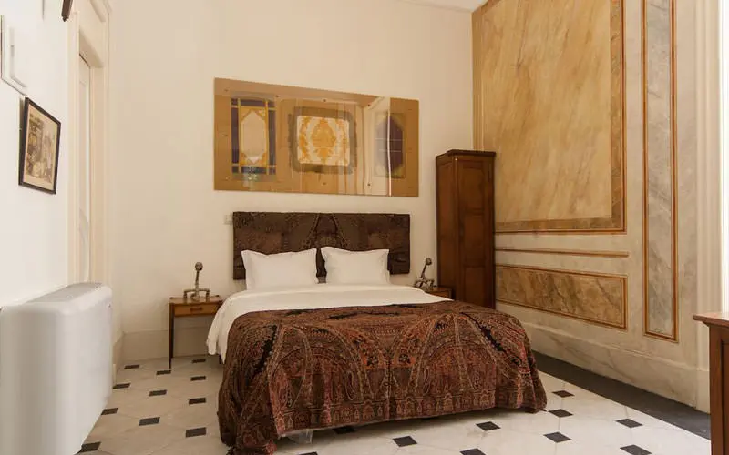 هتل ایندیپندنت سوئیتز اند تراس (The Independente Suites & Terrace)