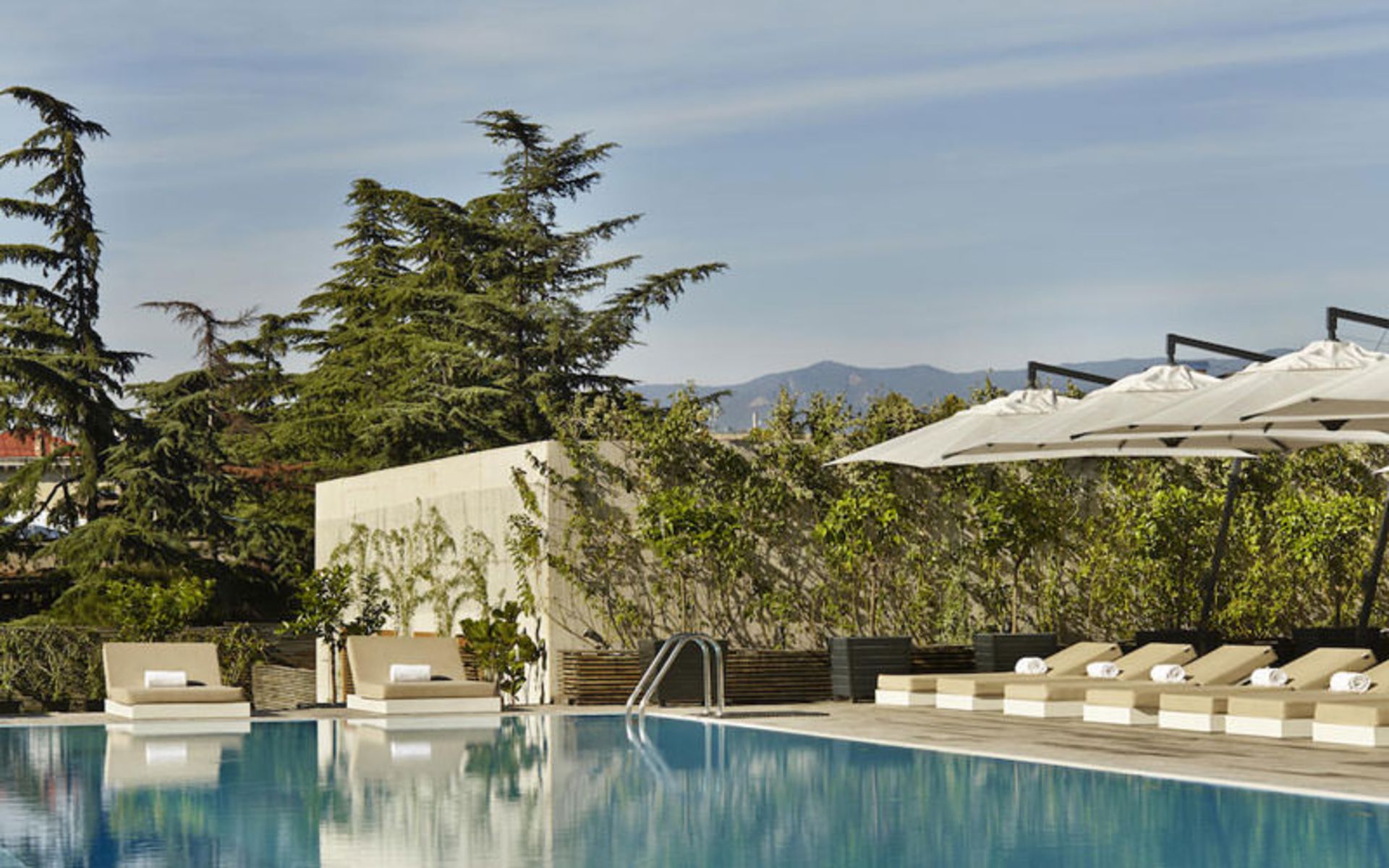 هتل هالیدی این تفلیس (Holiday Inn Tbilisi)