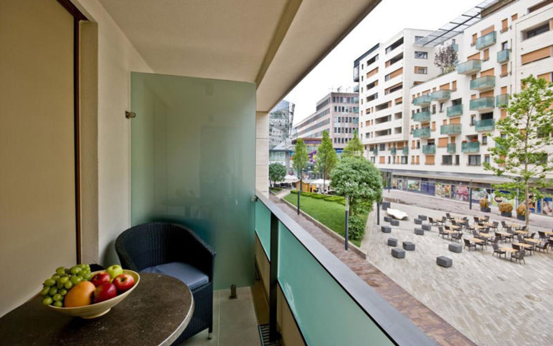 هتل کوروین لوکس اپارت (Corvin Lux Aparthotel)