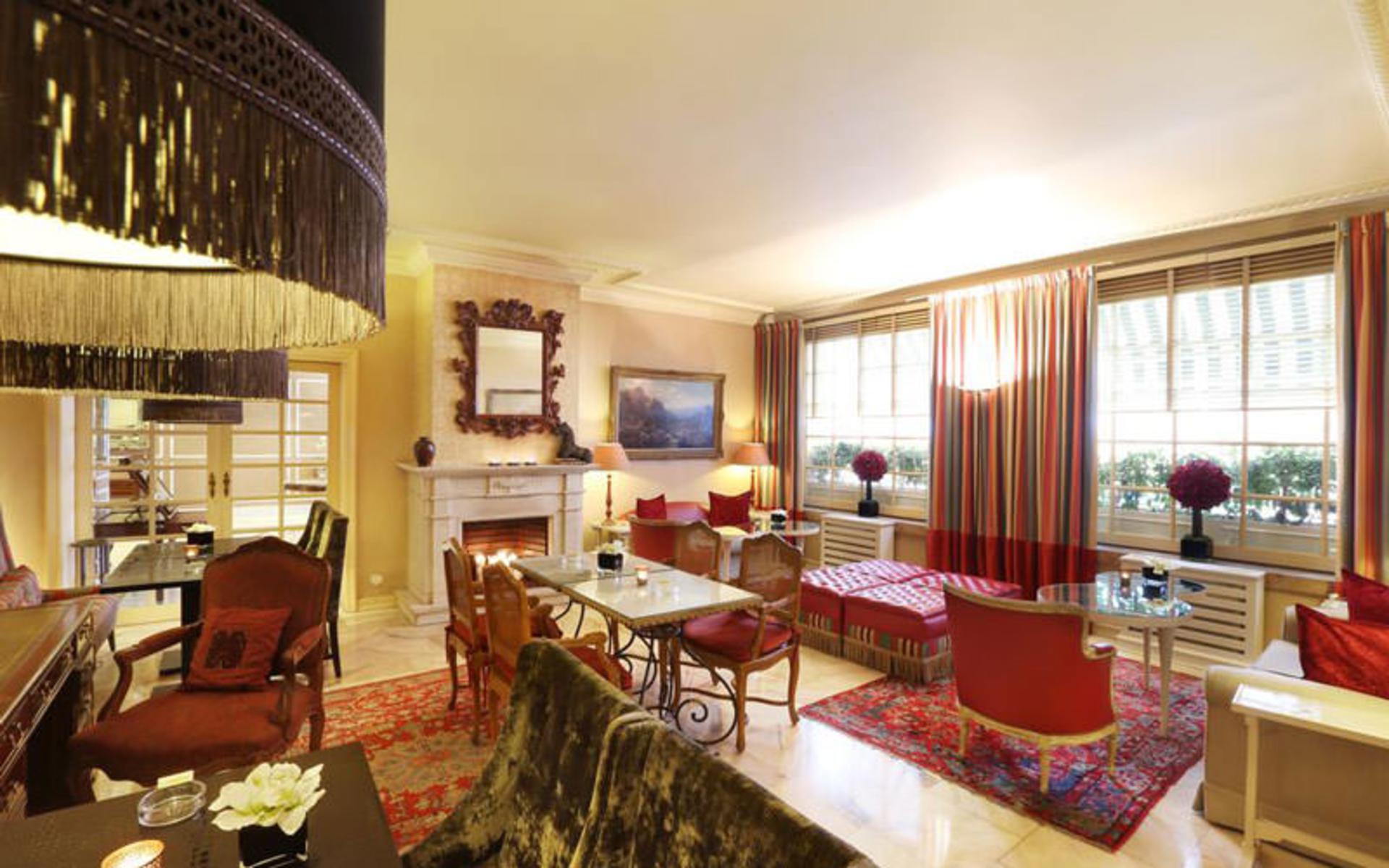 هتل لیسبا پلازا (Hotel Lisboa Plaz)