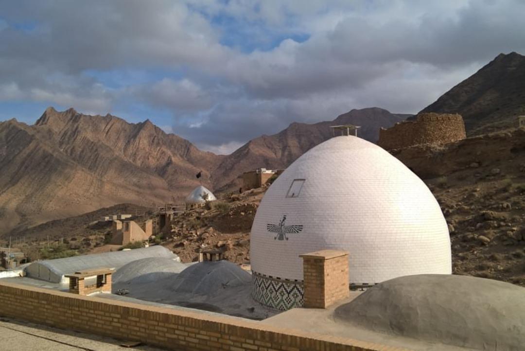 زیارتگاه پارس بانو