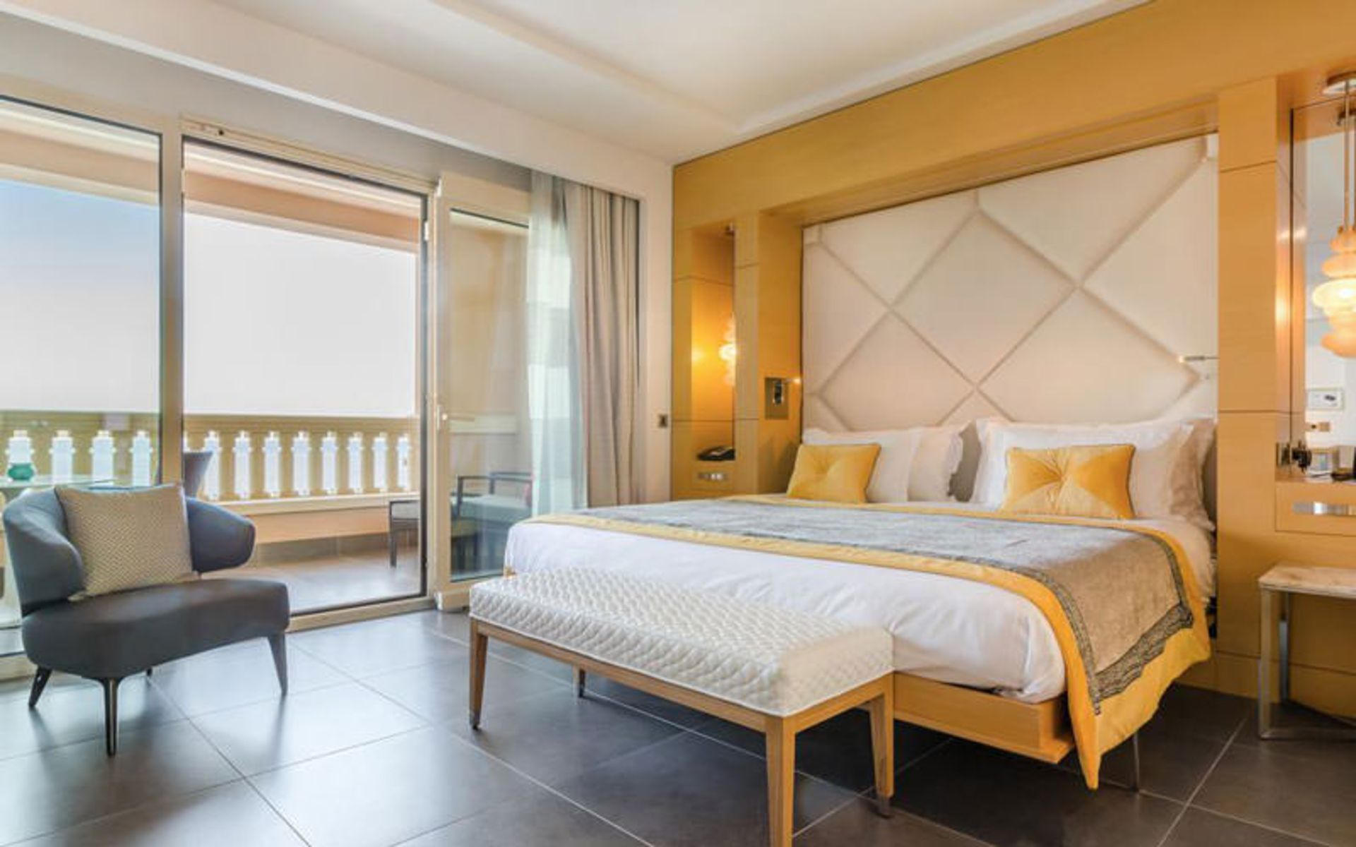 هتل مونته کارلو بی (Monte-Carlo Bay Hotel & Resort)