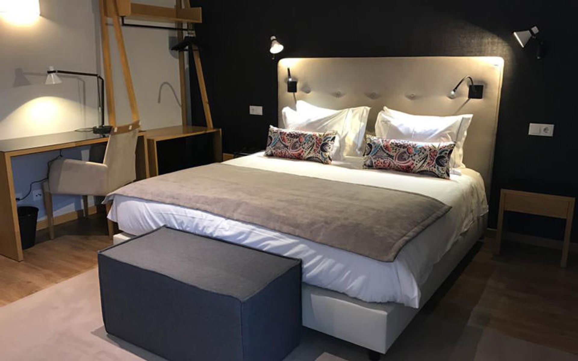 هتل سته کلیناس (Sete Colinas)
