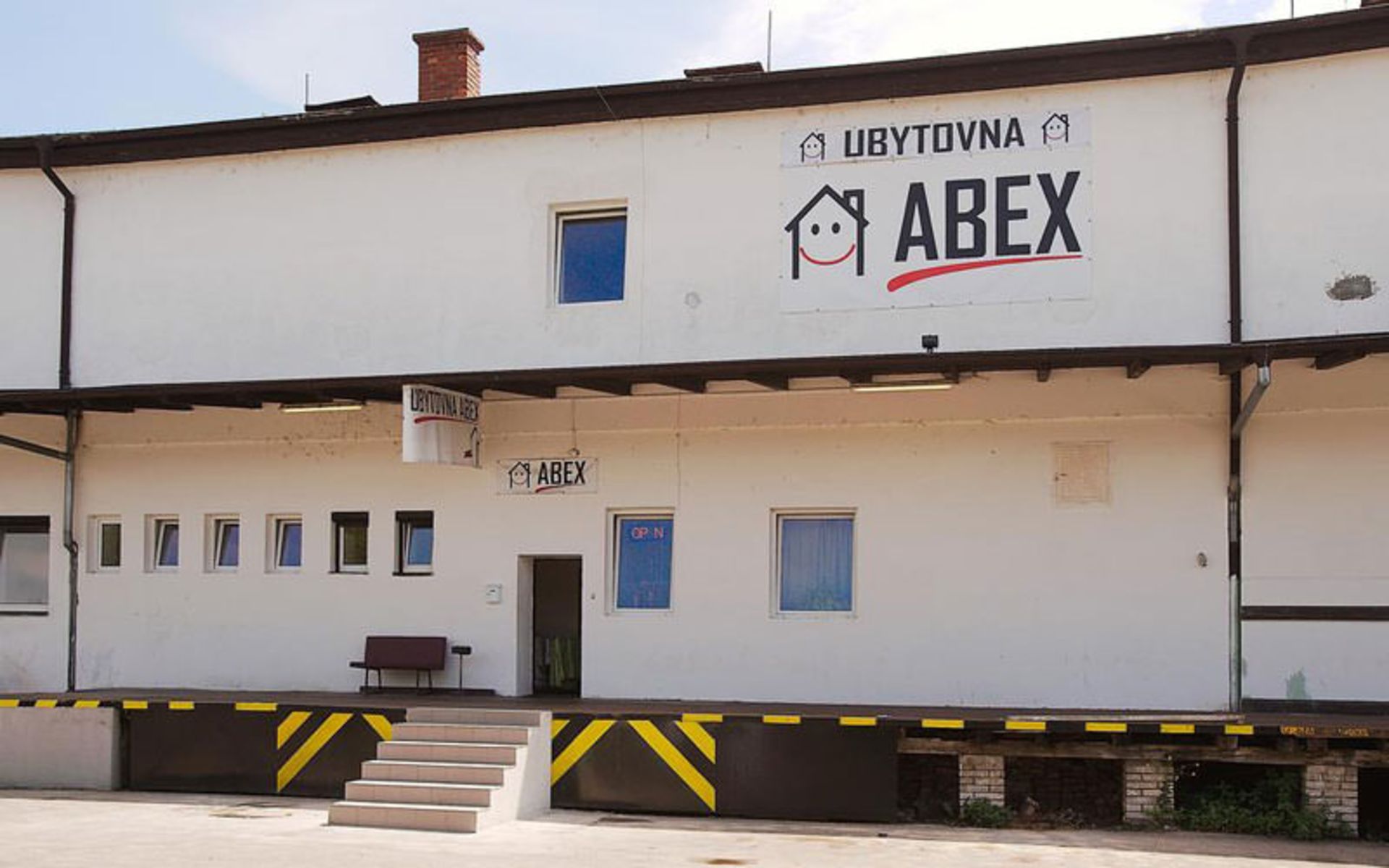 هاستل آبکس (Abex Hostel)