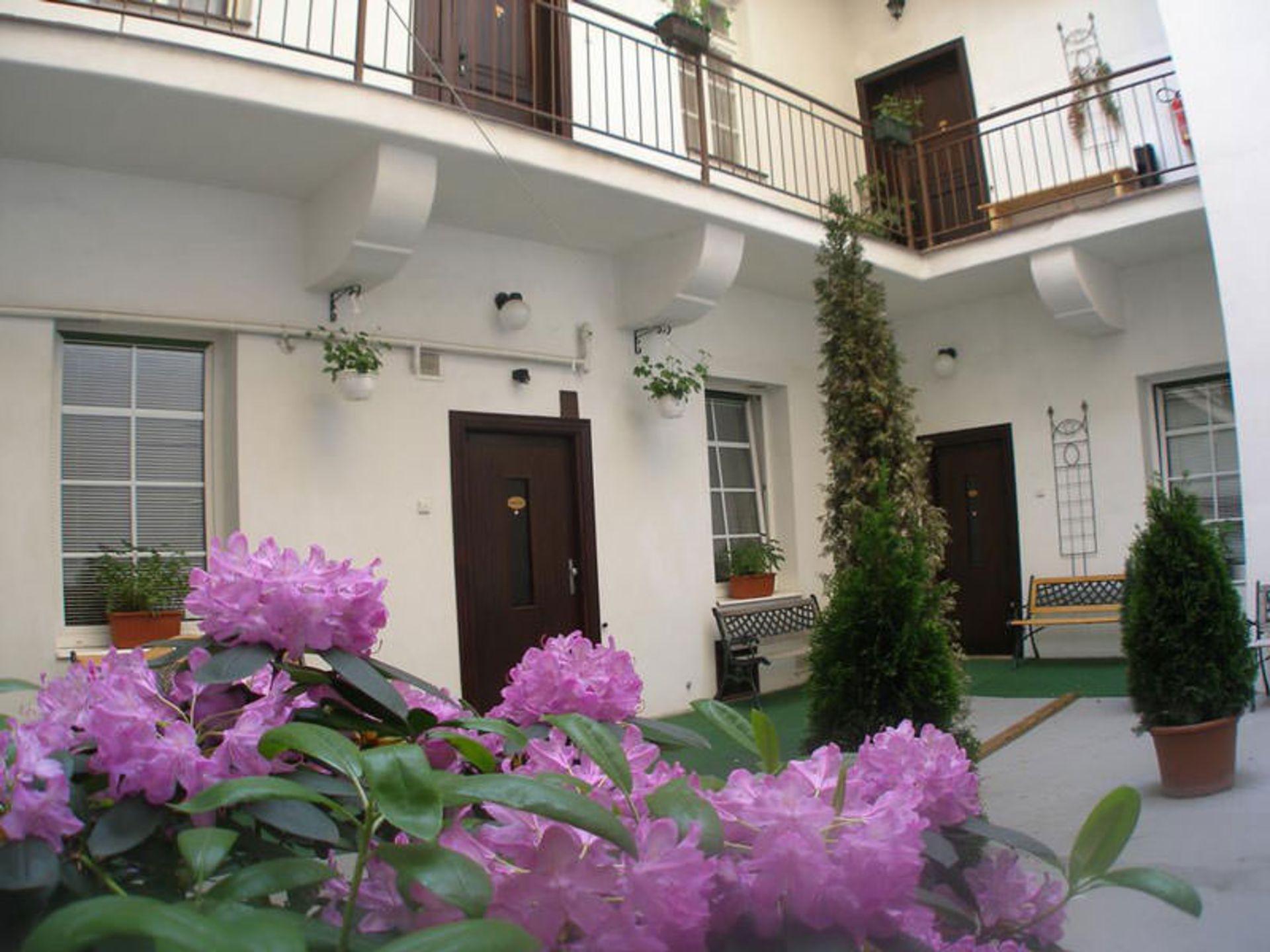 هتل آپاراتمان دیویدز (Aparthotel Davids)