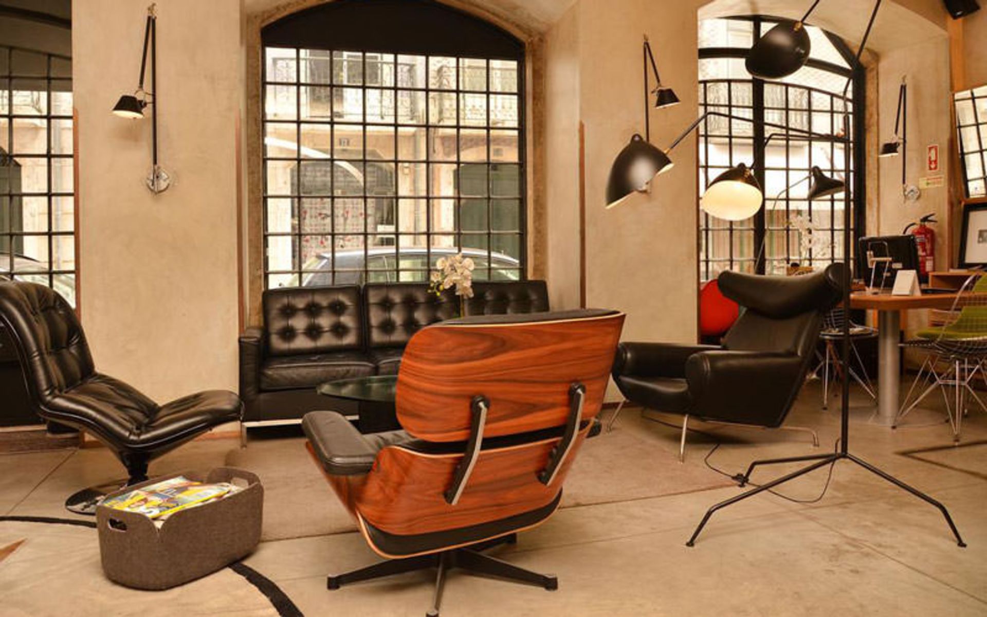 هتل برونز داون تاون (Browns Downtown Hotel)