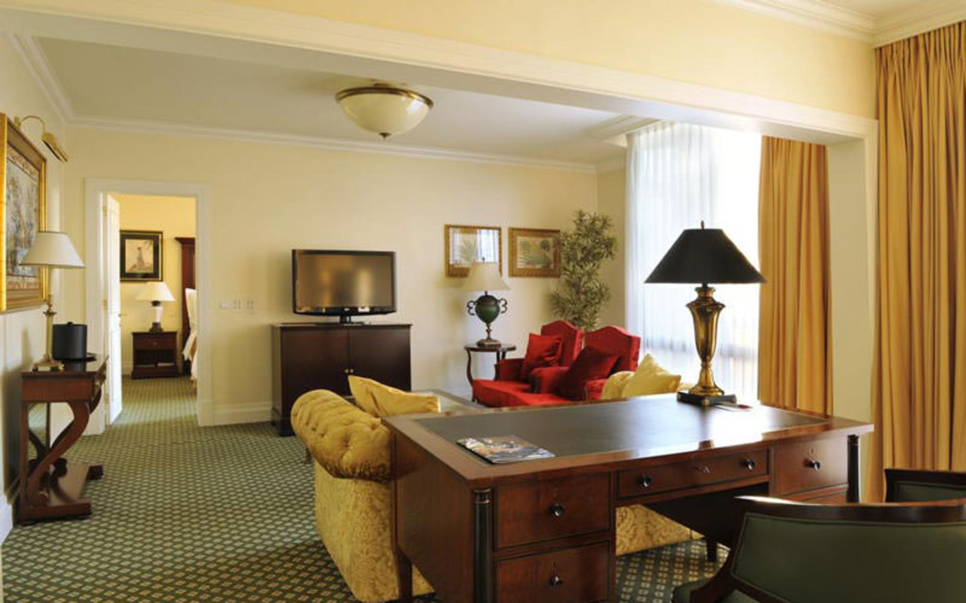 هتل لیسبون ماریوت (Lisbon Marriott Hotel)
