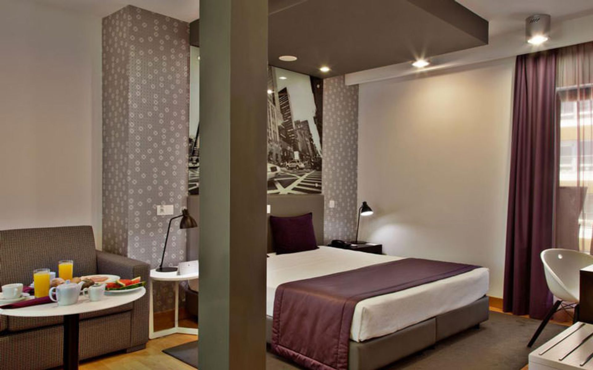 هتل امریکا دایموندز (America Diamonds Hotel)